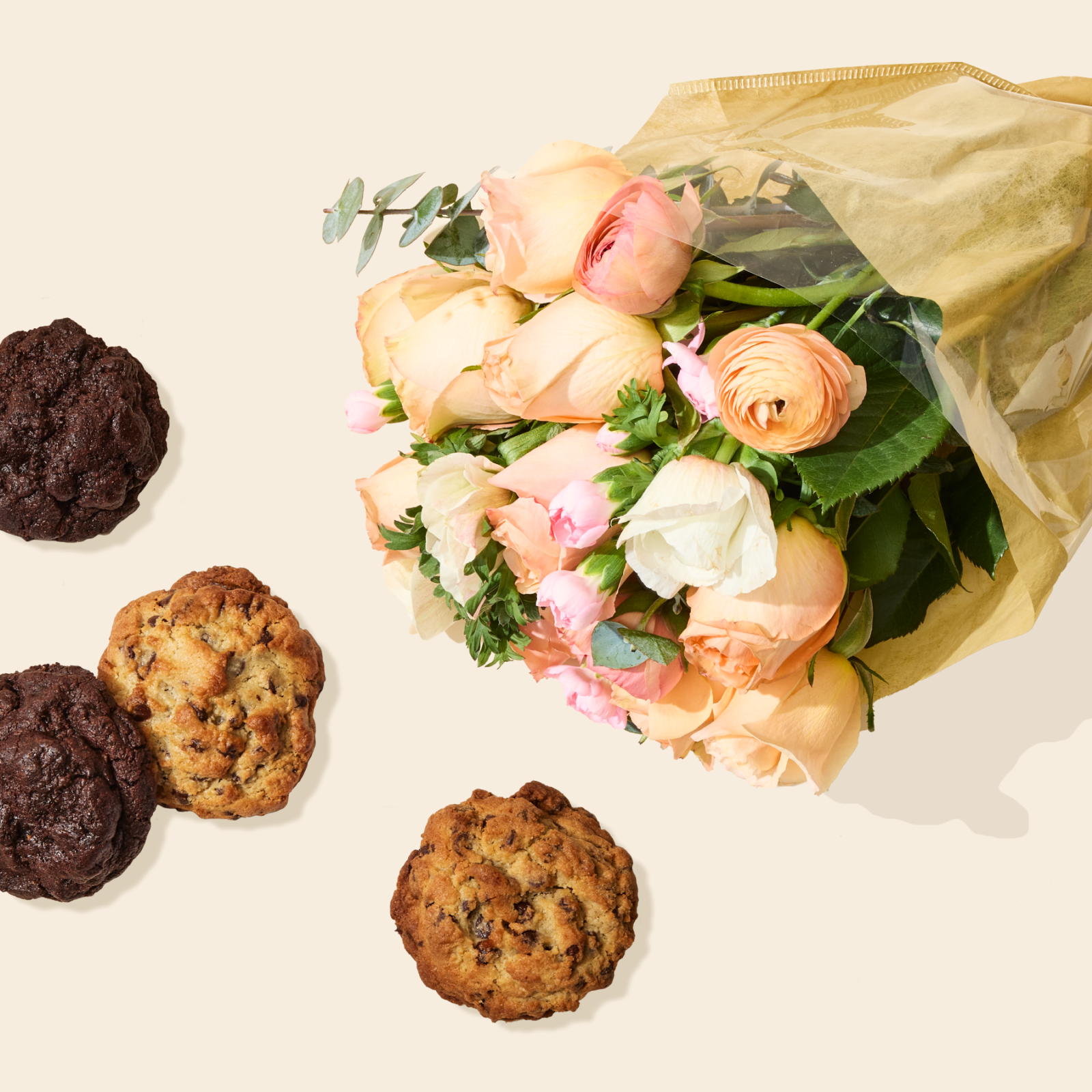 Flowers & Cookies Gift Set - Levain Bakery